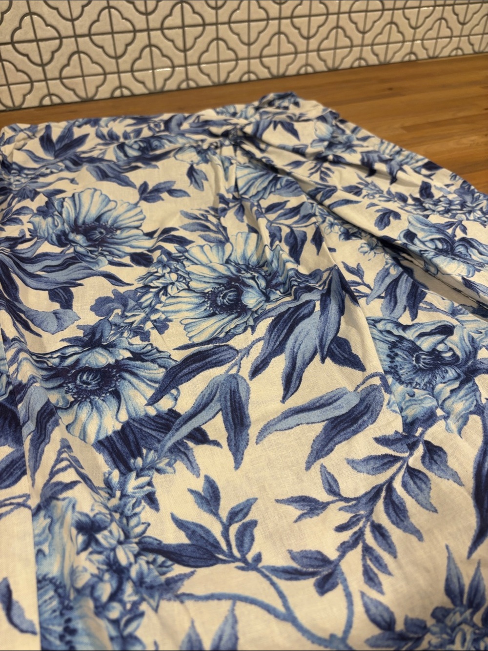 Blue Floral midi length skirt with high front slit
